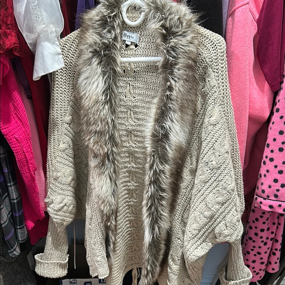 Relativity Cream and Brown Cardigan with Faux Fur Trim